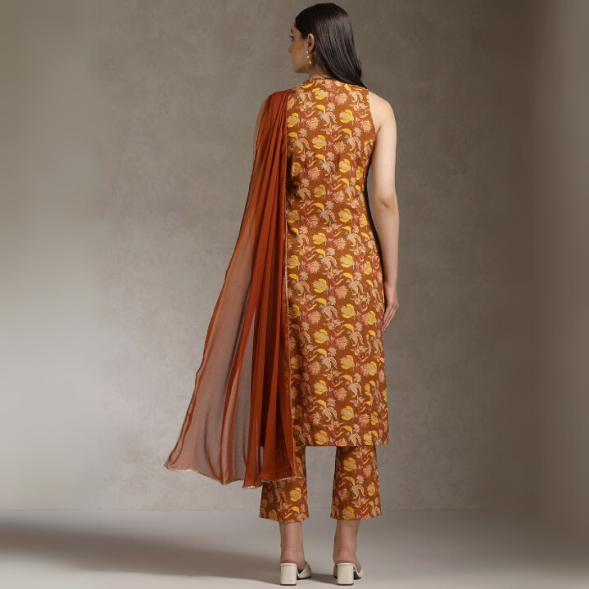 Designer Women's Kurta Set with Dupatta for Festive Wear |