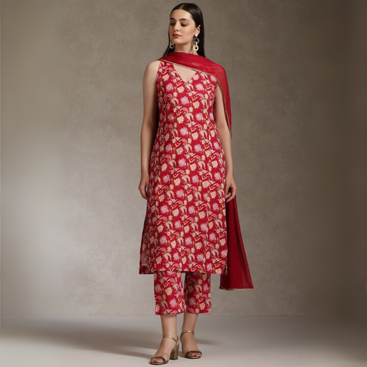 Designer Women's Kurta Set with Dupatta for Festive Wear |