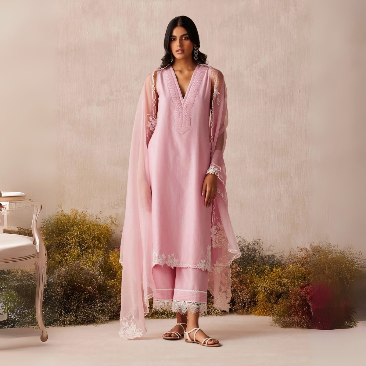 lookbook image shop_this_look_amDhCa