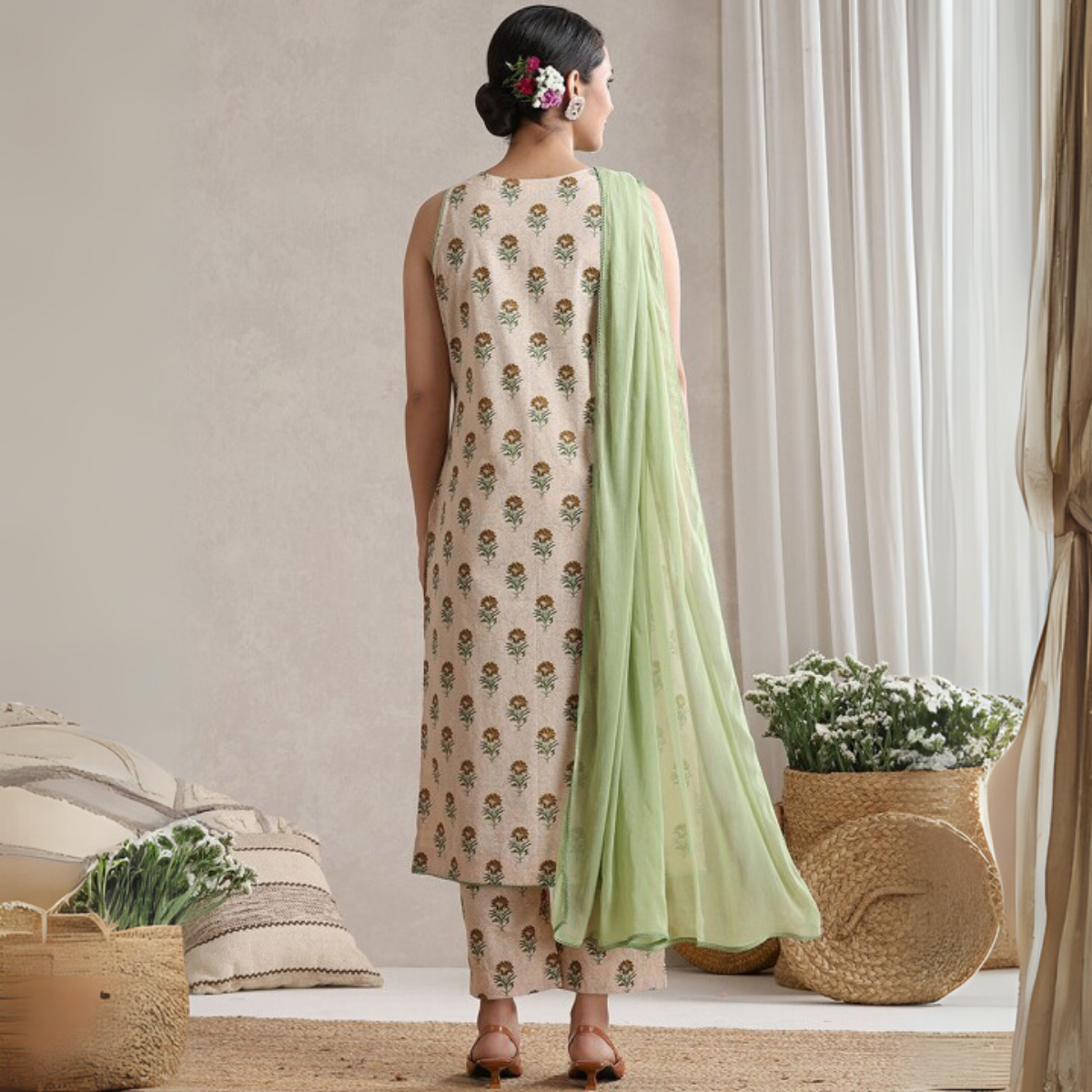 Designer Women's Kurta Set with Dupatta for Festive Wear |